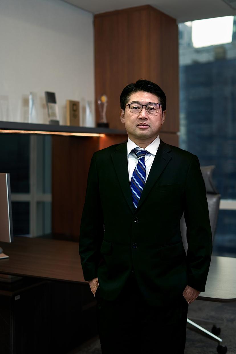 Kenji Nakanishi